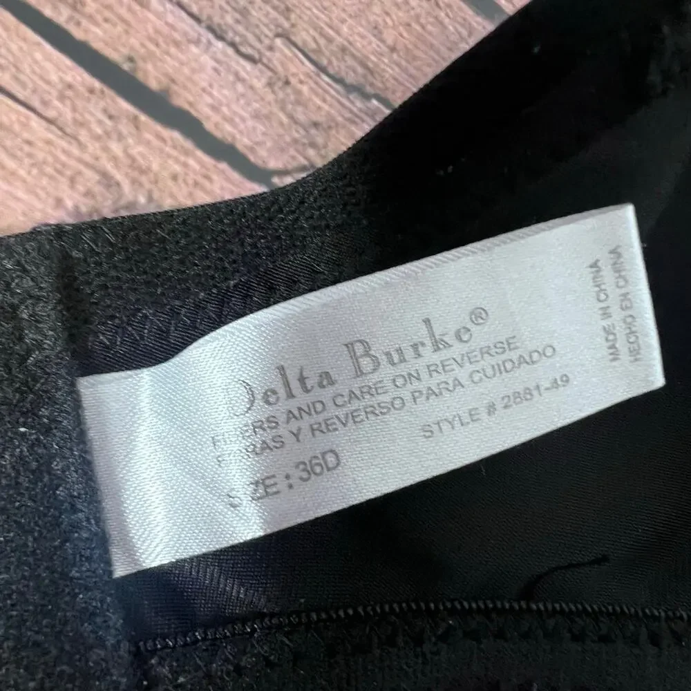 Delta Burke Black Lace Underwire Bra Unpadded 36D‎